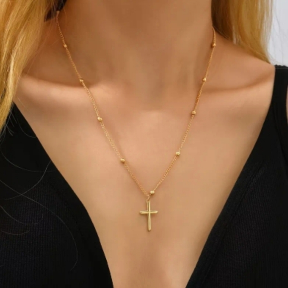 Jewelry - Cross Gold Pendant Necklace
